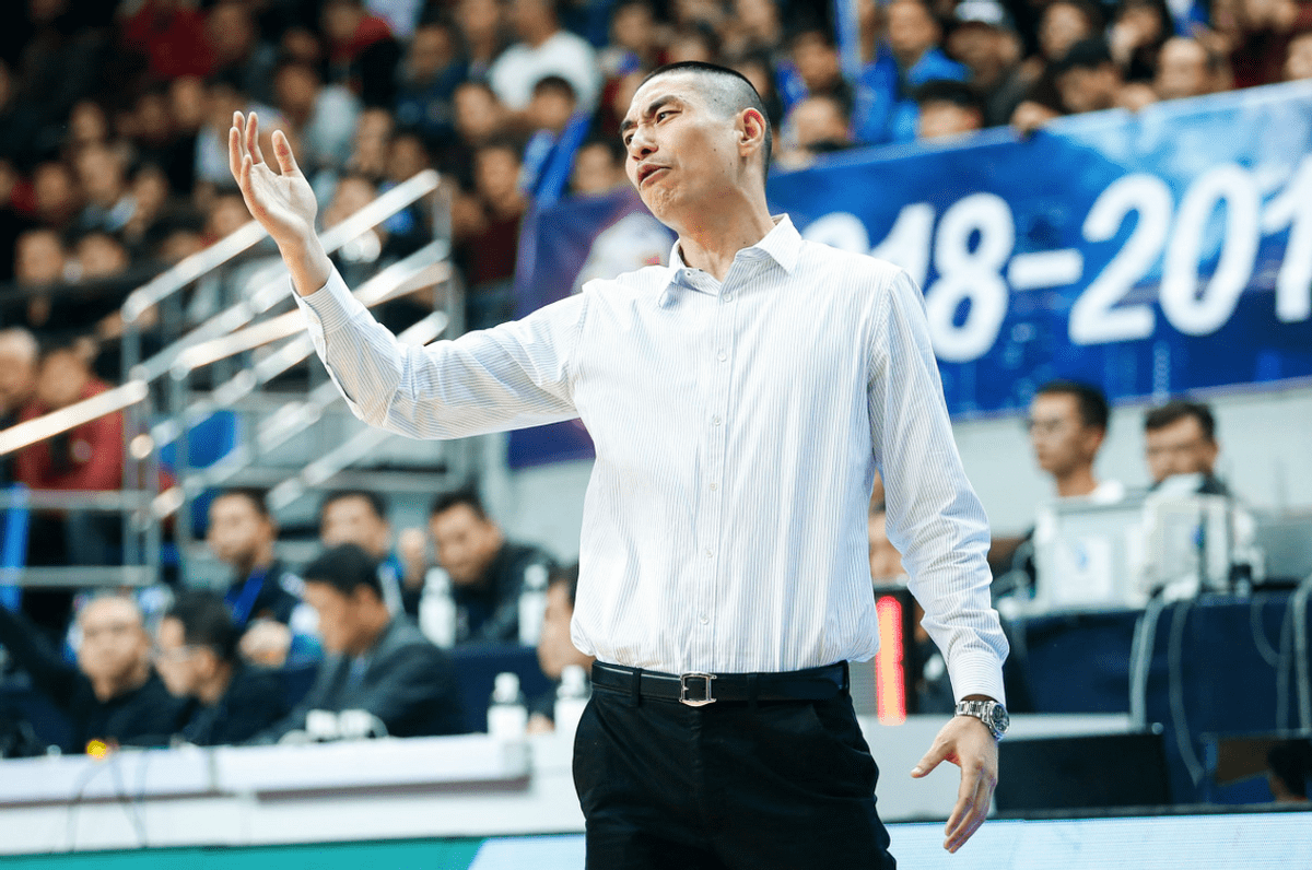 vsports体育-开拓者主帅暂时离队，教练团队换帅-第2张图片-V体育