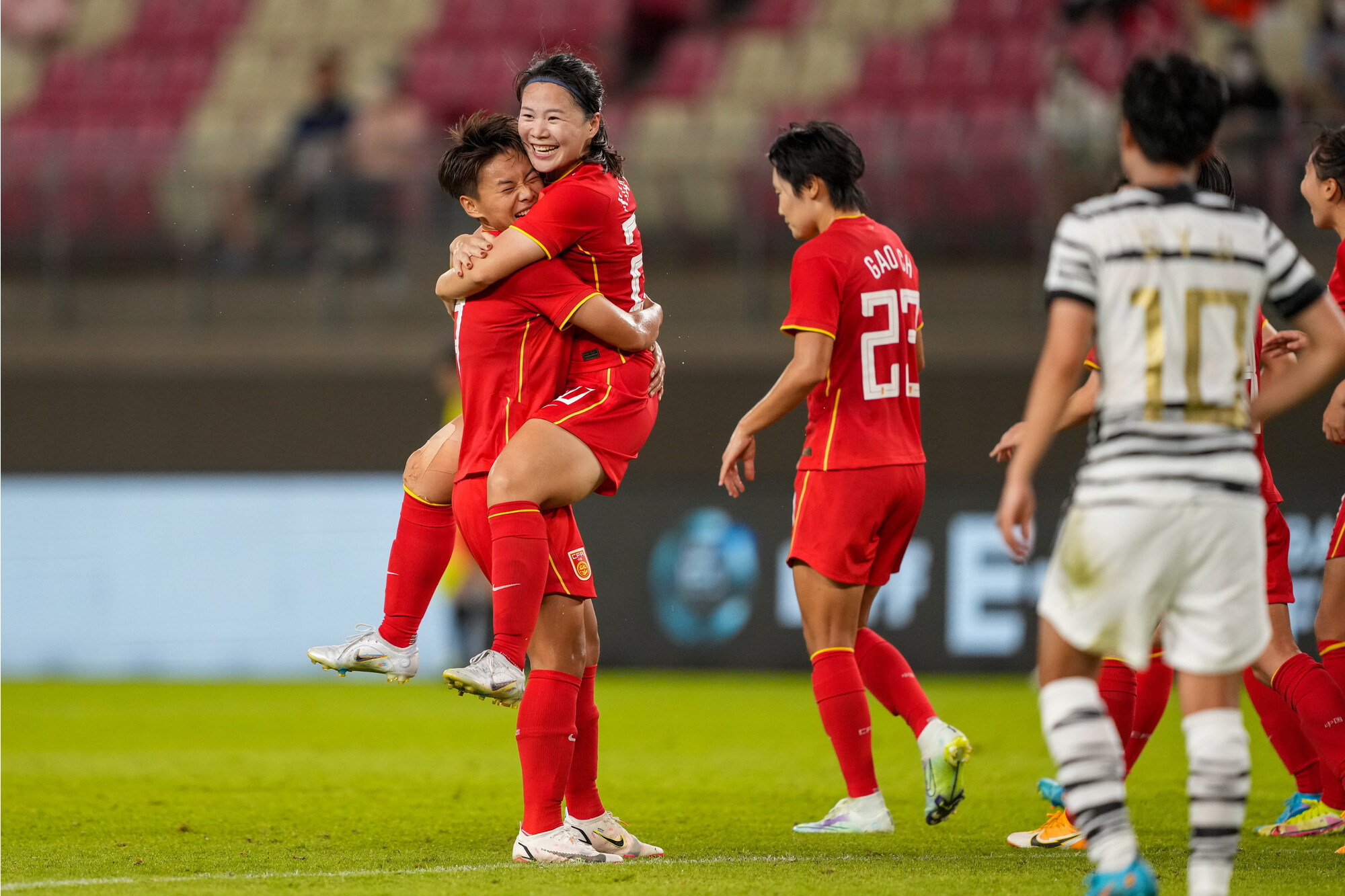 vsports体育-热点赛事：中国女足斩获胜利-第1张图片-V体育
